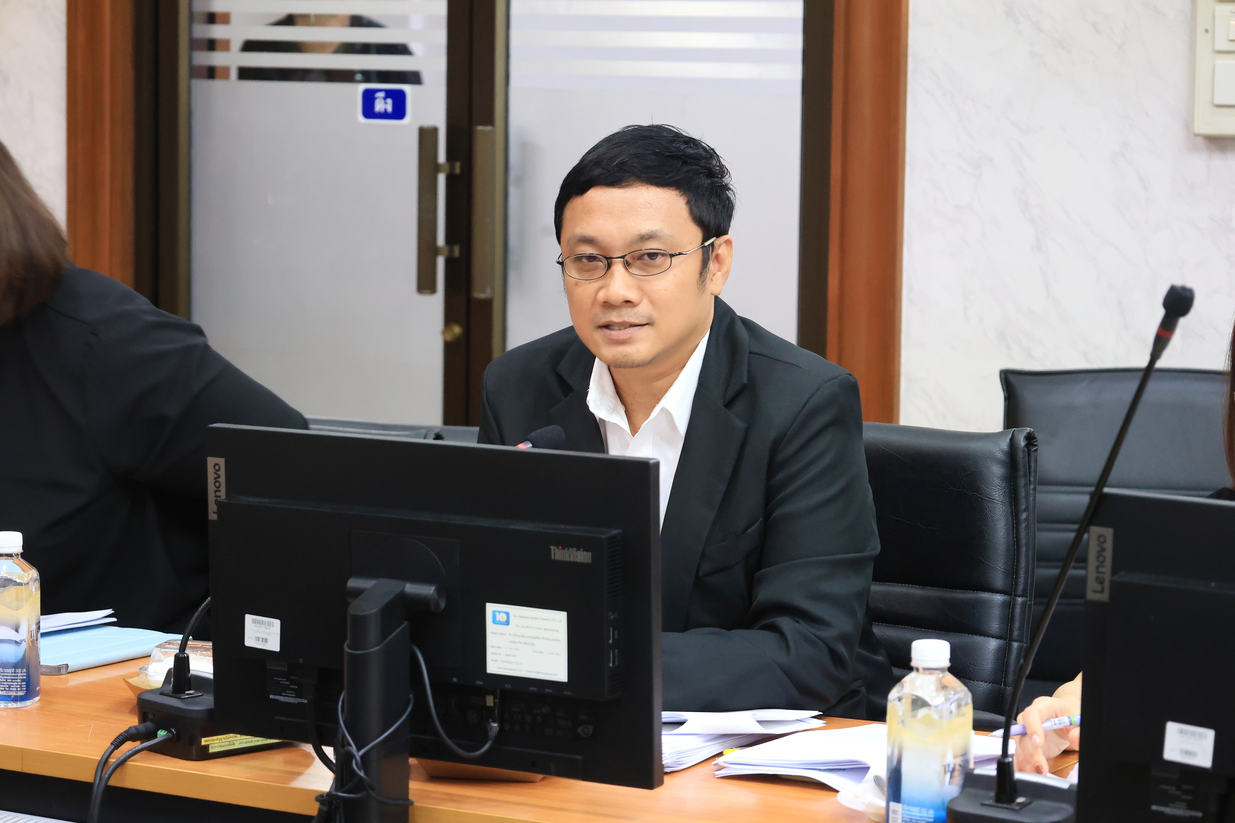 title - สำนักกฎหมาย จัดประชุมรับฟังความคิดเห็น(ร่าง)ระเบียบคณะกรรมการปฏิรูปที่ดินเพื่อเกษตรกรรม ว่าด้วยหลักเกณฑ์ วิธีการและเงื่อนไข ในการพิจารณาให้ใช้ประโยชน์ที่ดินเพื่อจัดทำกิจการสาธารณูปโภคและกิจการอื่นๆ อันเป็นประโยชน์สาธารณะในเขตปฏิรูปที่ดิน พ.ศ. ....